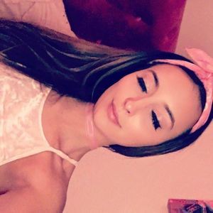 Meet your Posher, Layla